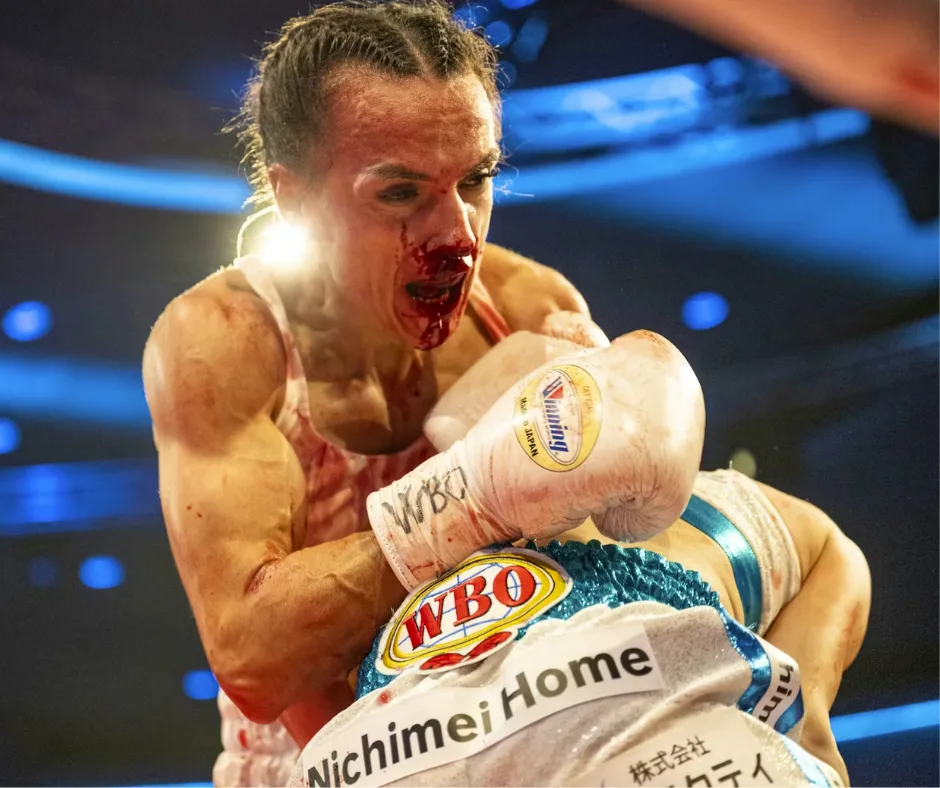 Gabriela Timar a luptat chiar și cu nasul fracturat. Sursă foto: BAZ.